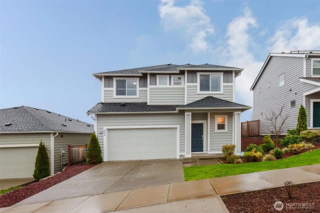 Property photo for 916 Baker Heights Loop, Bremerton