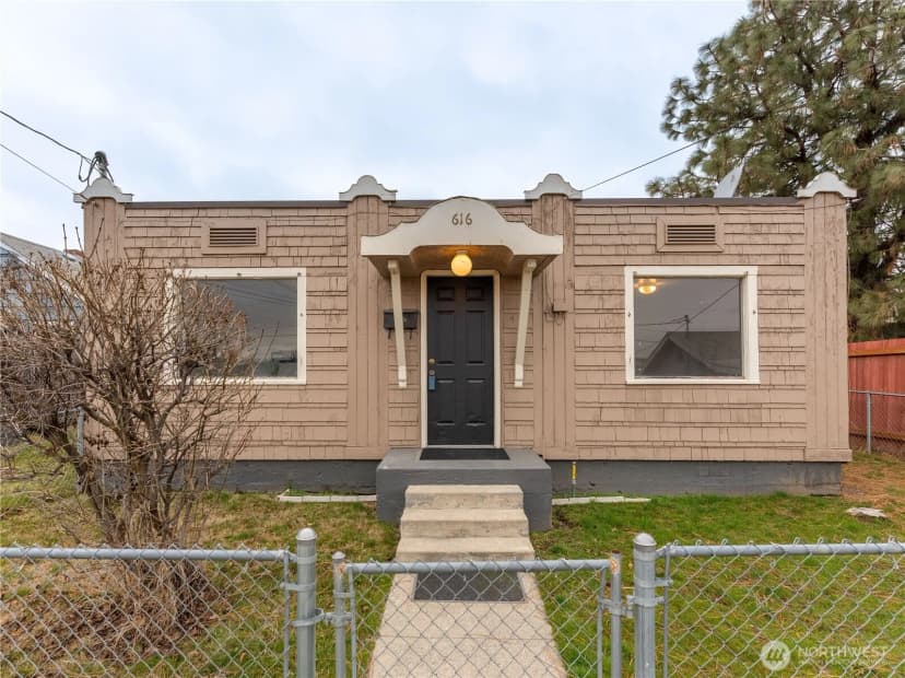 Property photo for 616 S Chelan Avenue, Wenatchee photo 29