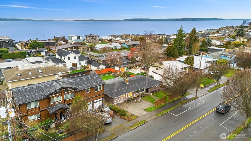 Property photo for 407 3rd Avenue N, Edmonds photo 27