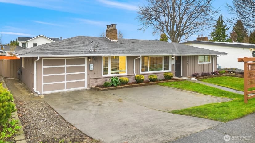 Property photo for 407 3rd Avenue N, Edmonds