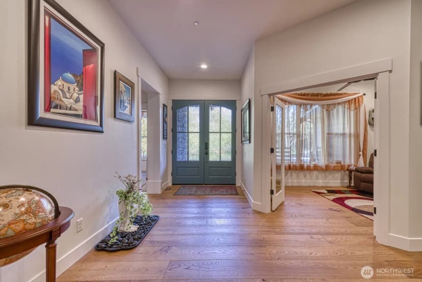 Property photo for 6 Crescent Valley Drive Nw, Gig Harbor photo 6
