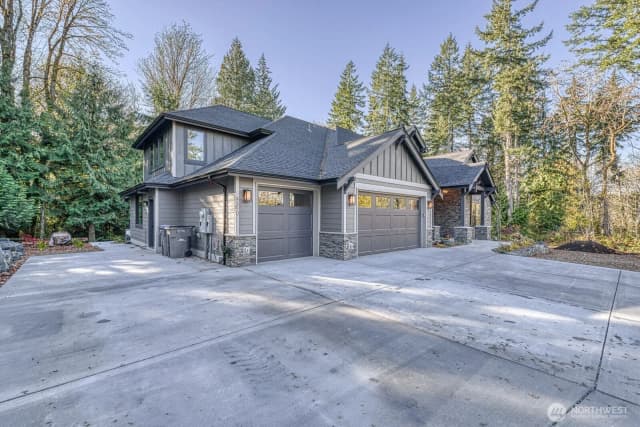 Property photo for 6 Crescent Valley Drive Nw, Gig Harbor photo 3