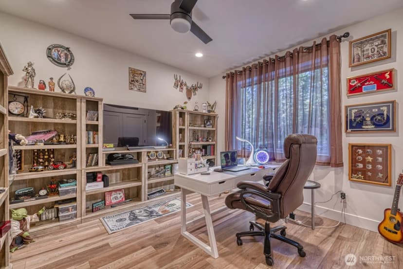 Property photo for 6 Crescent Valley Drive Nw, Gig Harbor photo 29