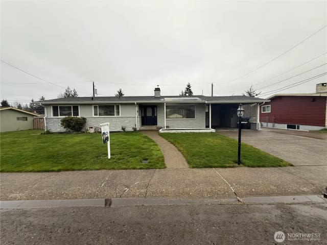 Property photo for 221 W Forest Avenue, Port Angeles