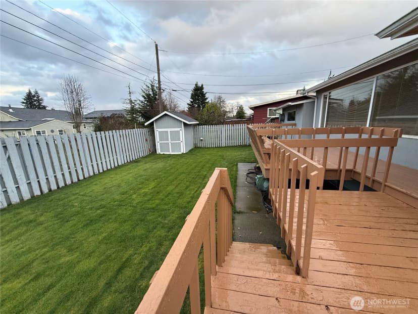 Property photo for 221 W Forest Avenue, Port Angeles photo 14