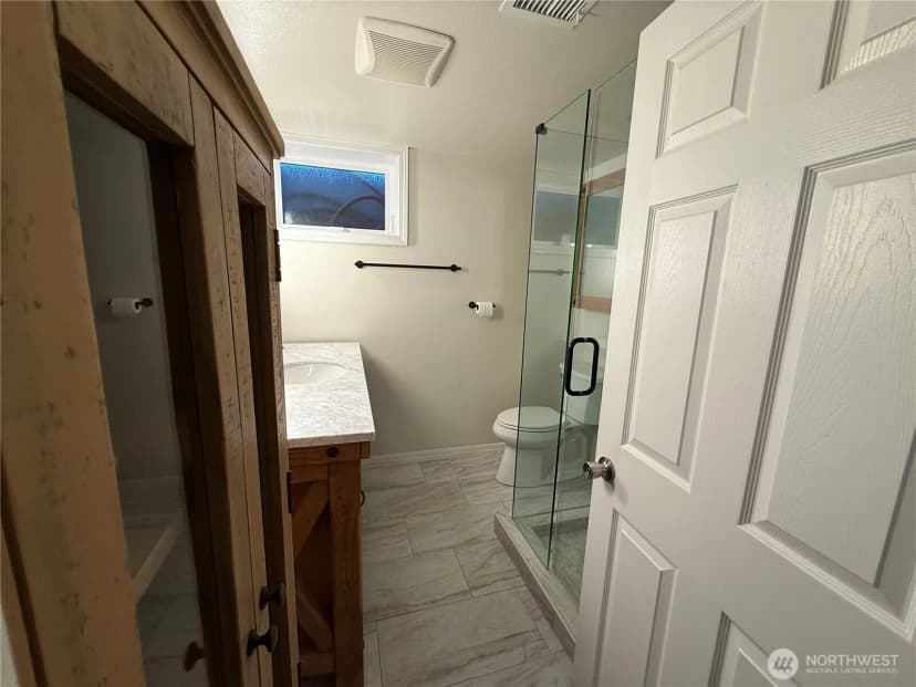 Property photo for 221 W Forest Avenue, Port Angeles photo 12