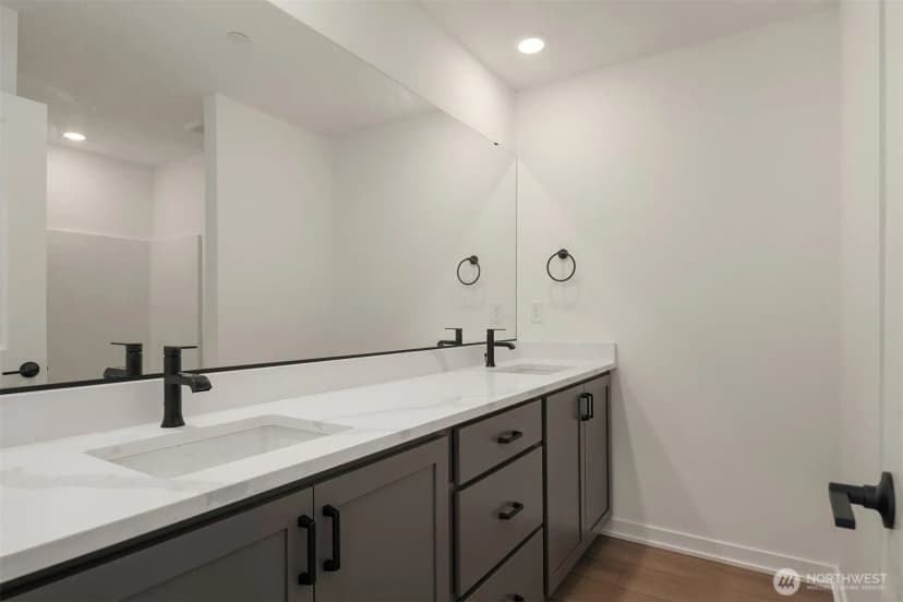 Property photo for 16003 26th Drive Ne, Marysville photo 21