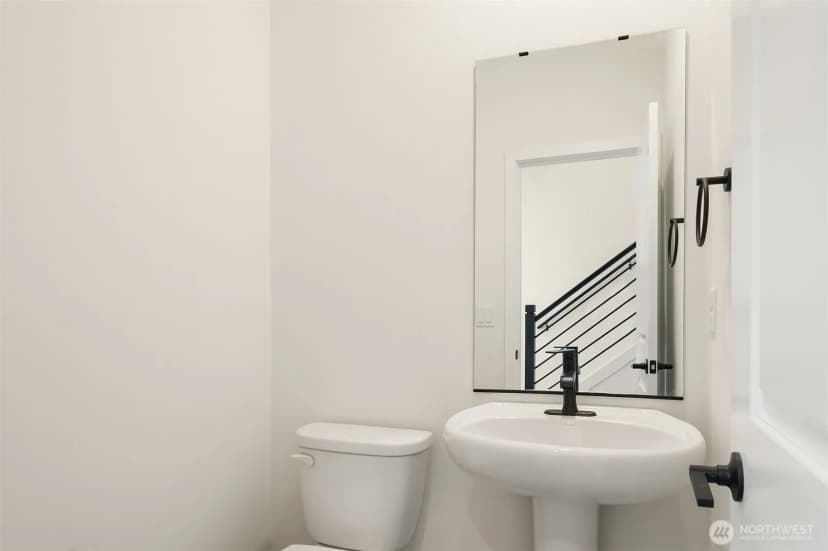 Property photo for 16003 26th Drive Ne, Marysville photo 15