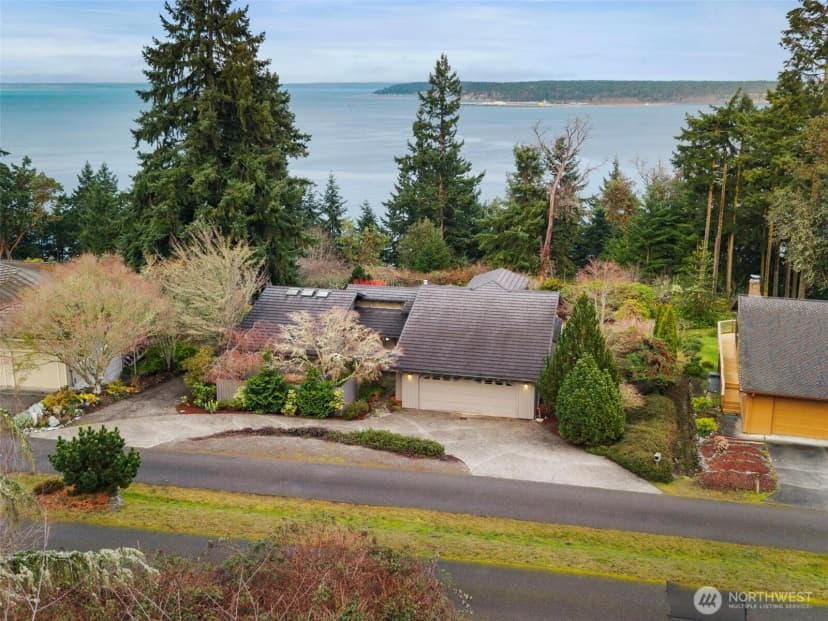 Property photo for 170 Windship Drive, Port Townsend