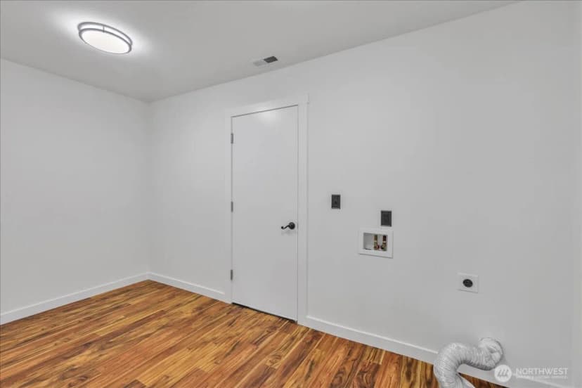 Property photo for 414 Easy Street Se, Rainier photo 31
