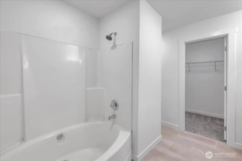 Property photo for 414 Easy Street Se, Rainier photo 16
