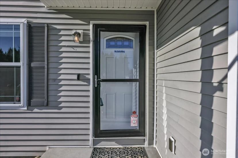 Property photo for 414 Easy Street Se, Rainier photo 2