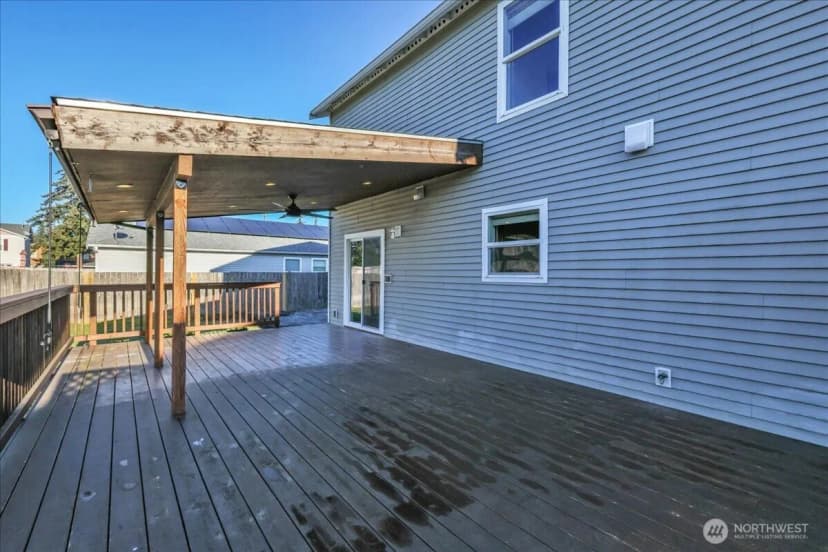 Property photo for 414 Easy Street Se, Rainier photo 34