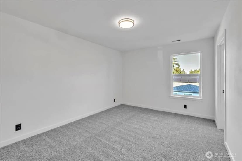 Property photo for 414 Easy Street Se, Rainier photo 18