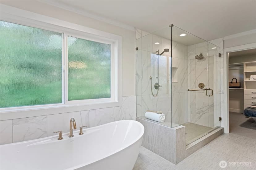 Property photo for 12813 Ne 65th Lane, Kirkland photo 19