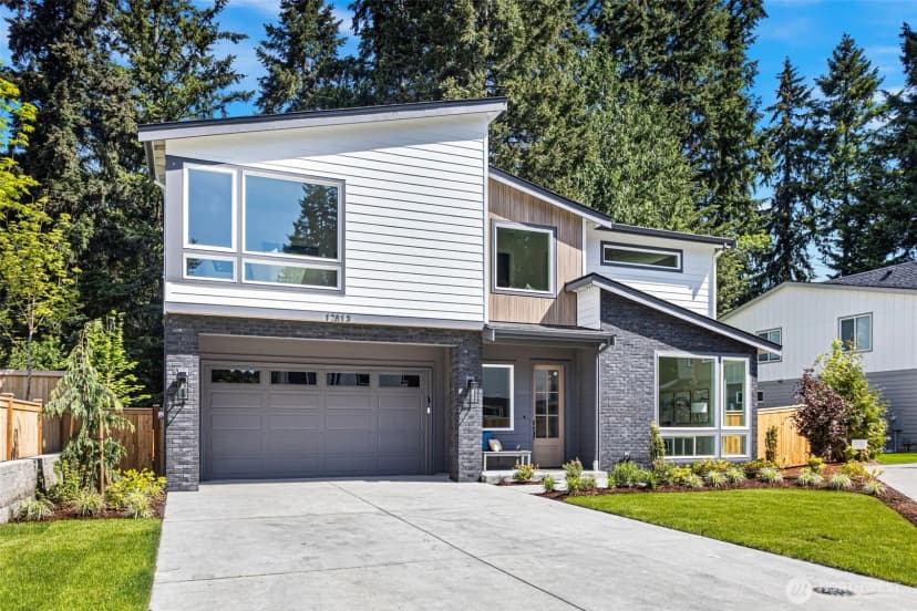 Property photo for 12813 Ne 65th Lane, Kirkland photo 3