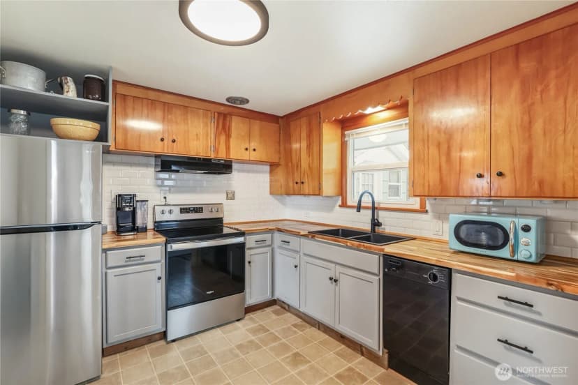 Property photo for 1034 S Market Boulevard, Chehalis photo 4