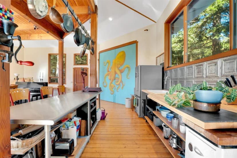 Property photo for 1062 Yacht Haven Road, Friday Harbor photo 8