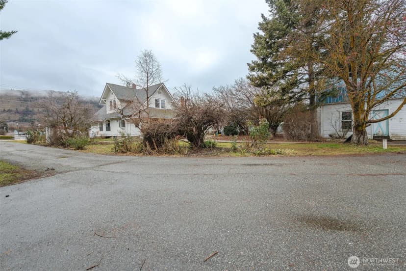 Property photo for 811 Pioneer Avenue, Cashmere photo 5