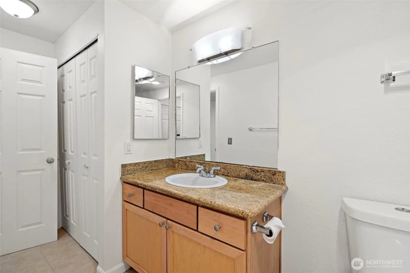 Property photo for 1215 S 237th Lane #1308, Des Moines photo 23