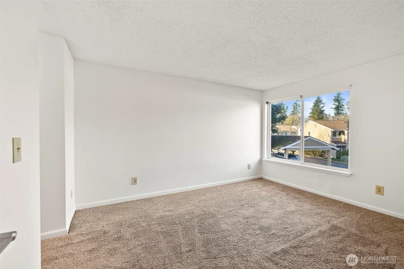 Property photo for 1215 S 237th Lane #1308, Des Moines photo 18