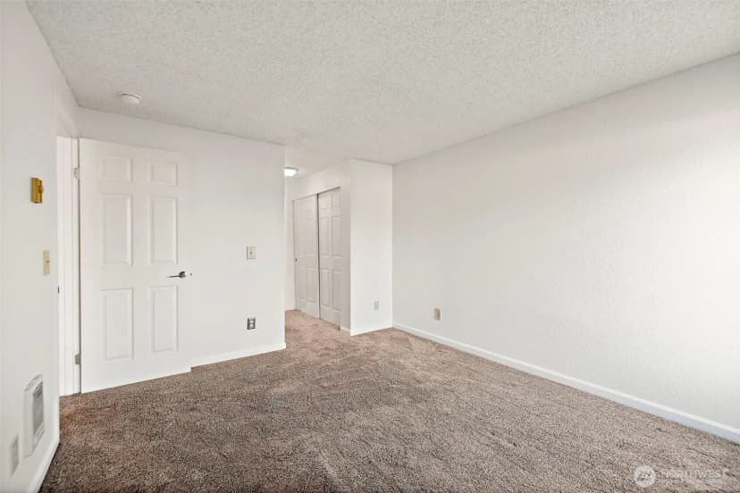 Property photo for 1215 S 237th Lane #1308, Des Moines photo 19