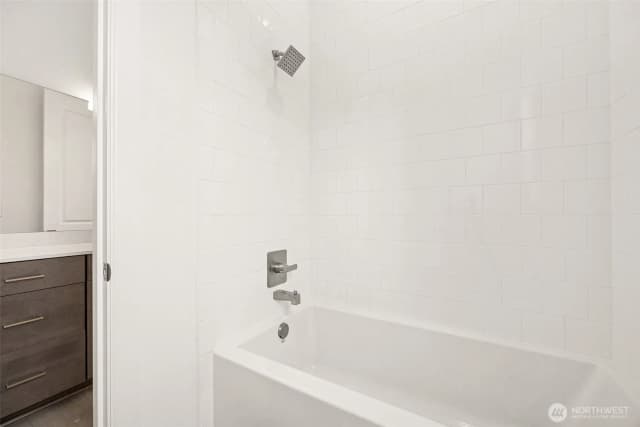 Property photo for 13722 100th Street Ne #209, Lake Stevens photo 5