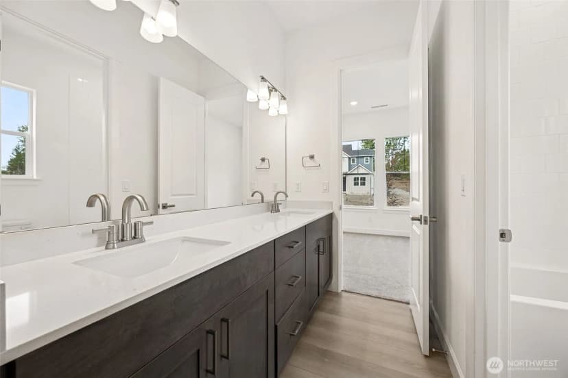 Property photo for 13722 100th Street Ne #209, Lake Stevens photo 6