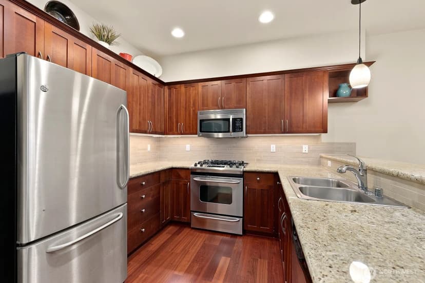 Property photo for 2115 201st Place Se #h3, Bothell photo 9