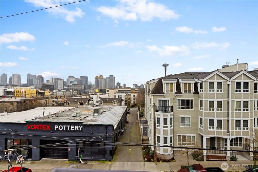 Property photo for 500 Aloha Street #308, Seattle photo 2
