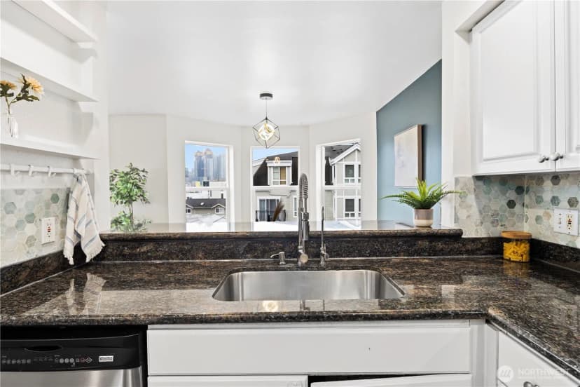 Property photo for 500 Aloha Street #308, Seattle photo 8