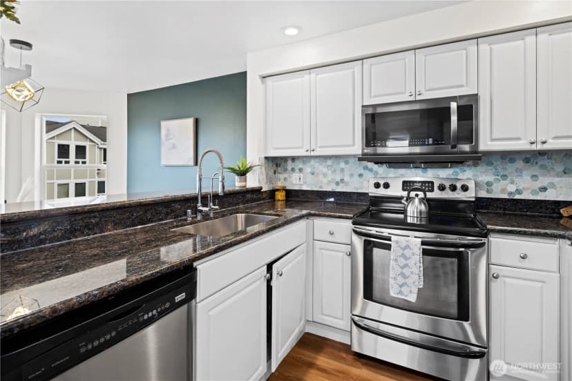 Property photo for 500 Aloha Street #308, Seattle photo 6