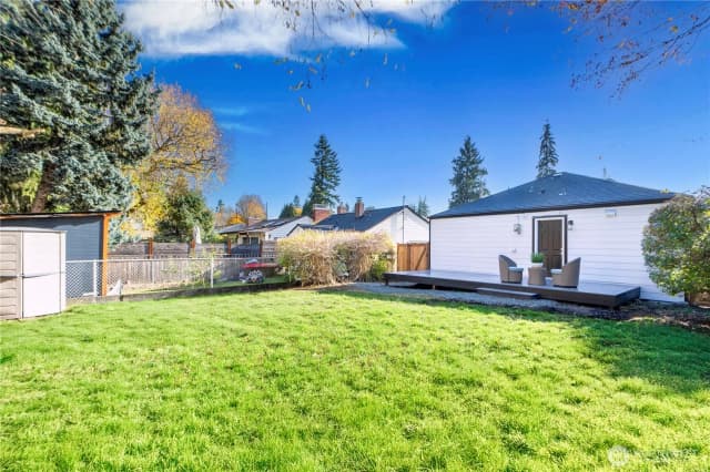 Property photo for 3538 Sw Southern Street, Seattle photo 2