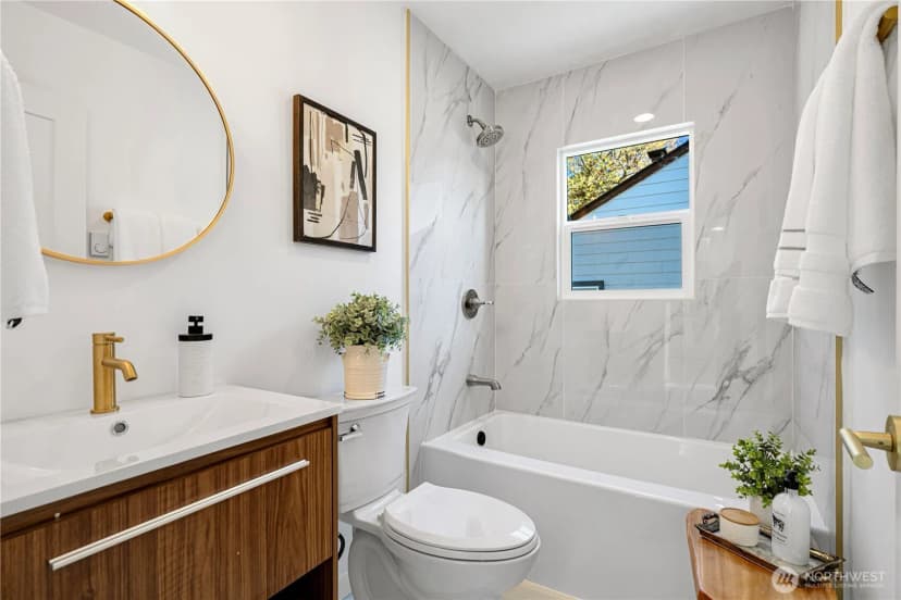 Property photo for 3538 Sw Southern Street, Seattle photo 11