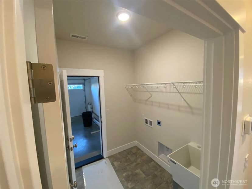 Property photo for 520 Rainbow Way, Kelso photo 31