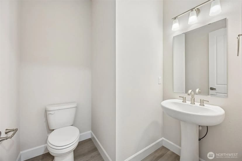 Property photo for 13814 100th Street Ne #208, Lake Stevens photo 26