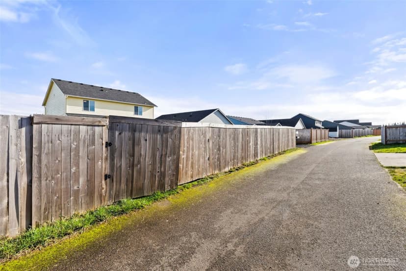 Property photo for 405 Cardinal Avenue, Winlock photo 38
