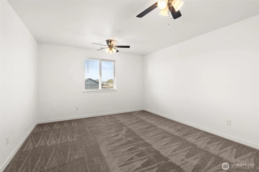 Property photo for 405 Cardinal Avenue, Winlock photo 24