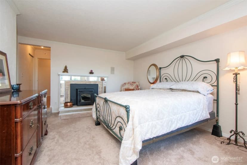 Property photo for 1633 E 5th Street, Port Angeles photo 30