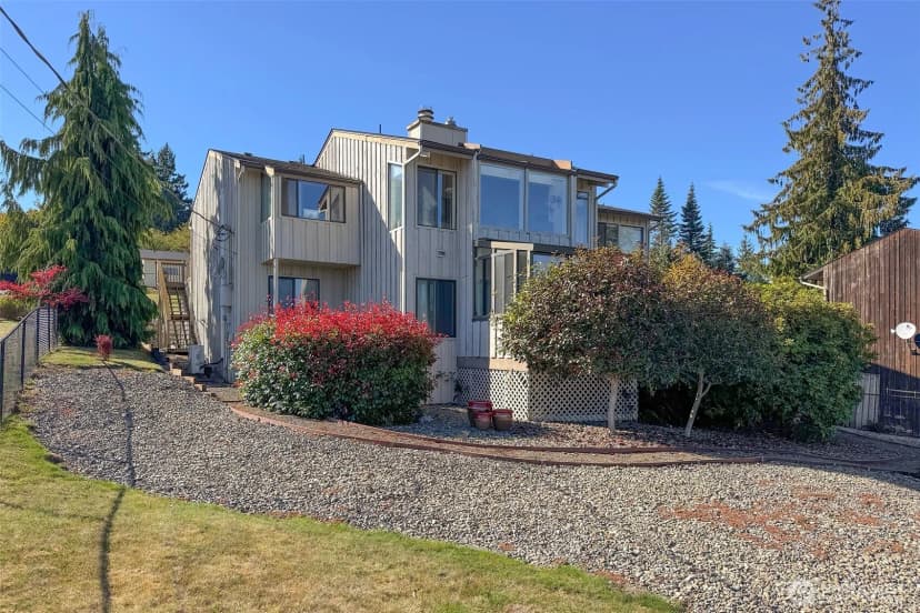 Property photo for 1633 E 5th Street, Port Angeles photo 36