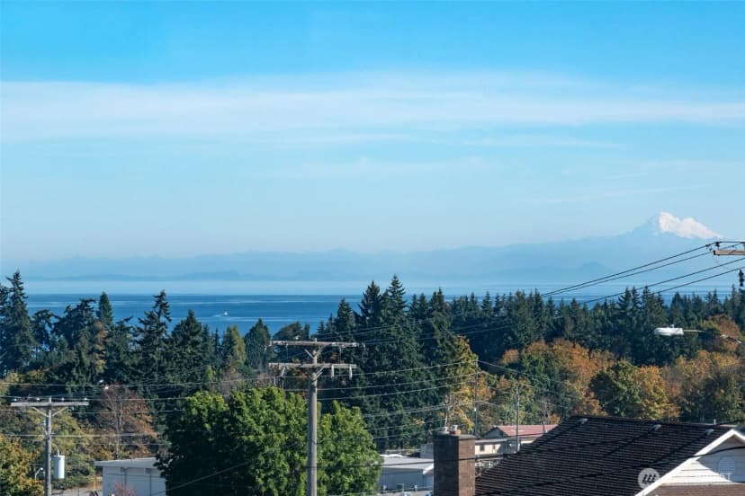 Property photo for 1633 E 5th Street, Port Angeles photo 6