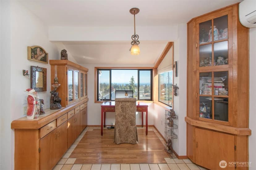 Property photo for 1633 E 5th Street, Port Angeles photo 9