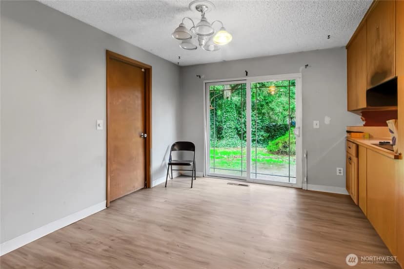 Property photo for 8214 Woodbourne Drive Sw, Lakewood photo 8