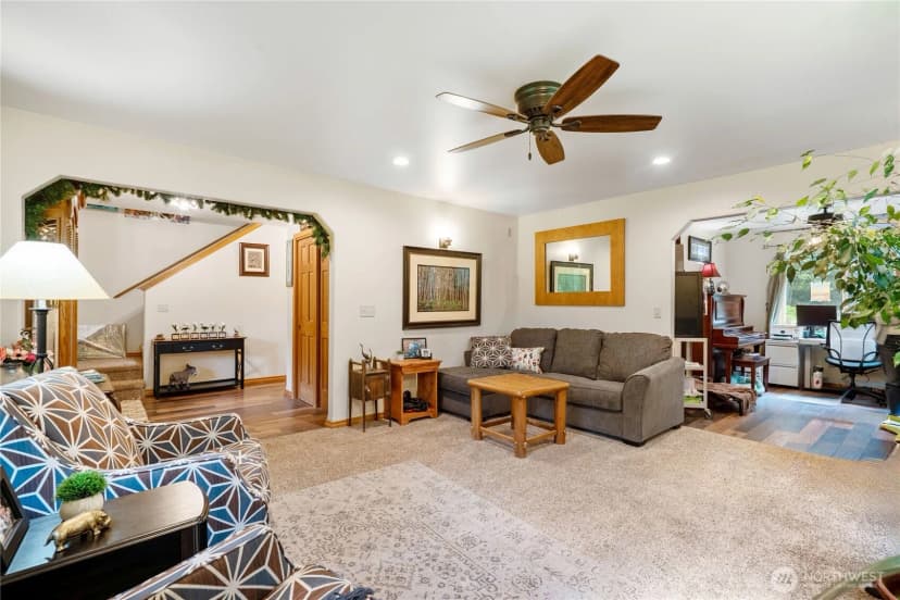 Property photo for 5 Meadowhills Lane, Elma photo 9