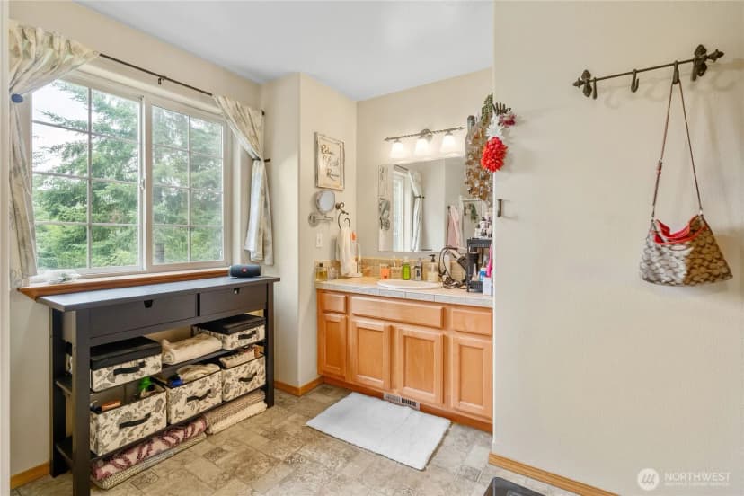 Property photo for 5 Meadowhills Lane, Elma photo 19