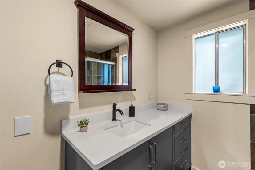 Property photo for 22583 Alpine Hills Road, Leavenworth photo 18