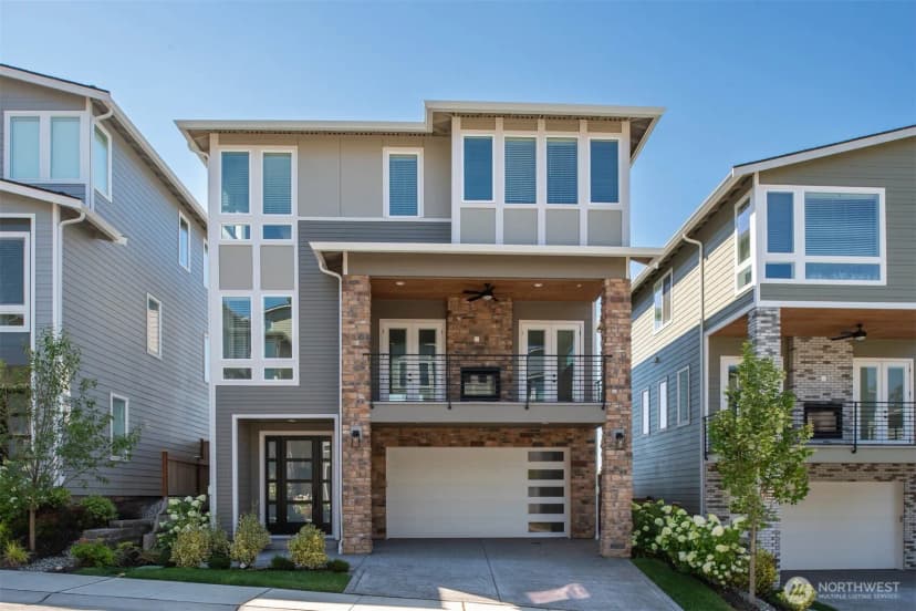 Property photo for 7570 S 129th Place, Seattle