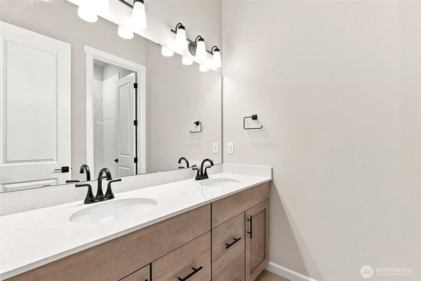 Property photo for 324 N 55th Street #32, Mount Vernon photo 11