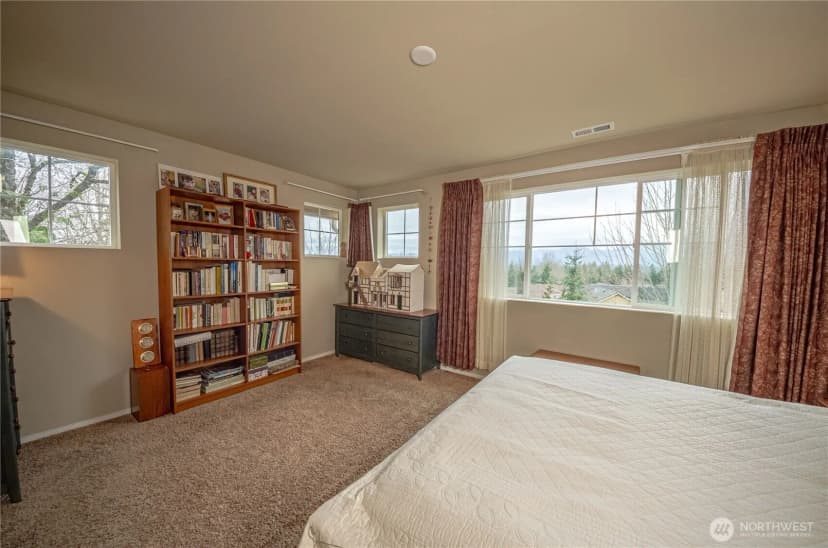 Property photo for 9101 Merritt Avenue Se, Snoqualmie photo 23