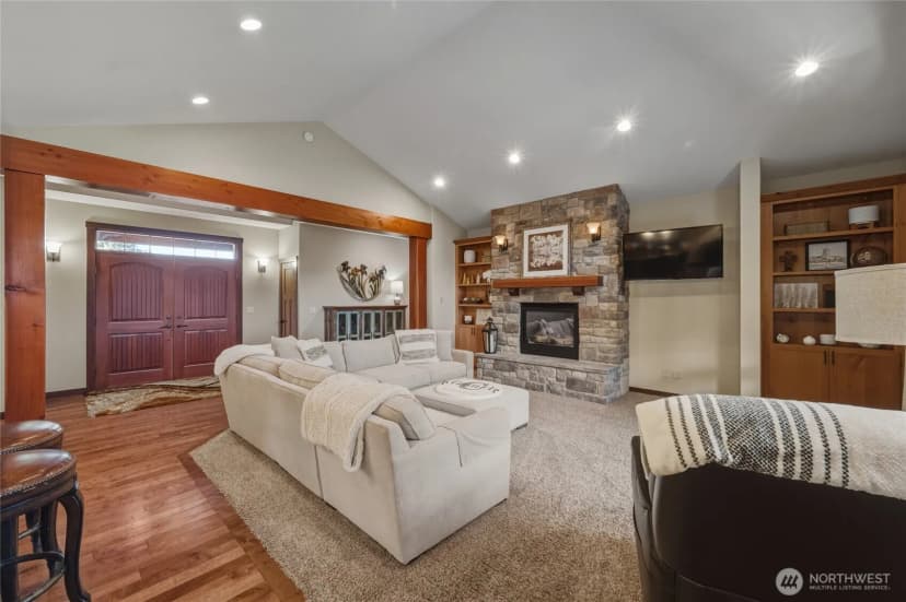 Property photo for 8424 Double Ditch Road, Lynden photo 7
